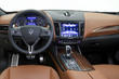 A review of the premium crossover Maserati Levante photo 6
