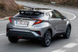 Compact urban crossover Toyota C-HR photo 4