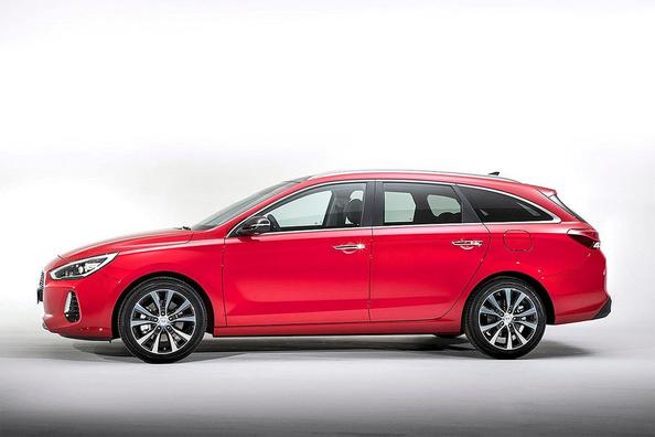 Universal Hyundai i30 Wagon third generation Photo 2