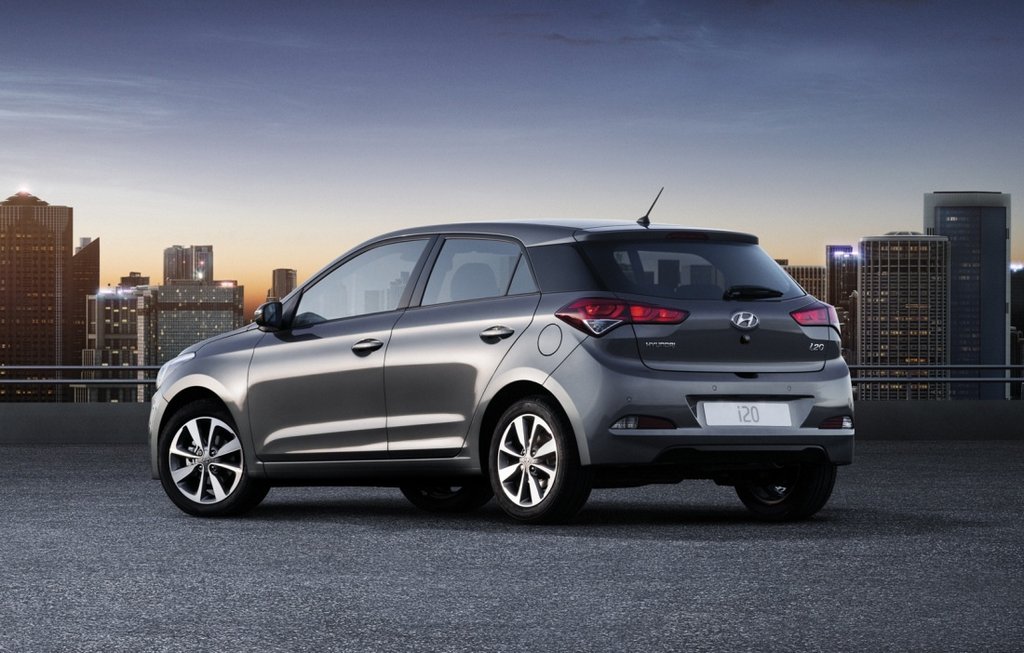 Review five-door hatchback Hyundai i20