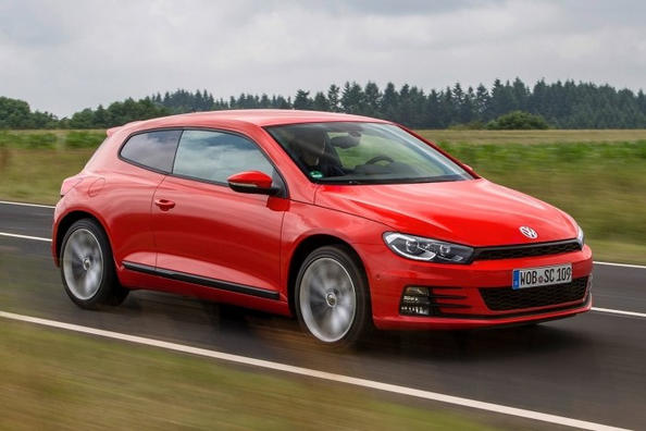 Review three-door hatchback Volkswagen Scirocco Photo 2