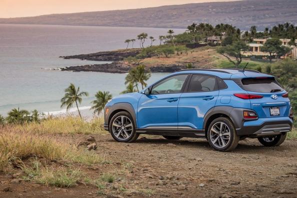 Review the crossover Hyundai Kona Photo 3