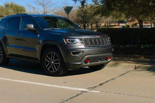 Browse Jeep Grand Cherokee Trailhawk Photo 5