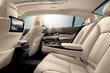 Overview of Executive sedan Kia Quoris photo 5