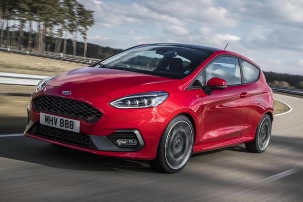Browse Ford Fiesta ST of the third generation Photo 6