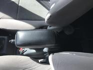 Ford Connect 2002–2006 Armrest photo 3