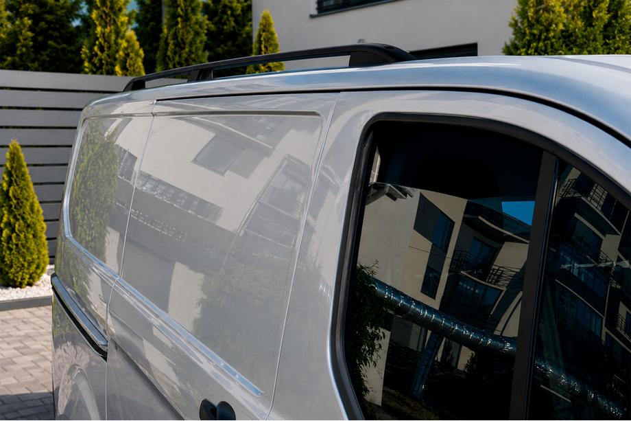 Ford Custom 2013-2022 Skyport Roof Rails (2 pcs, black) Image
