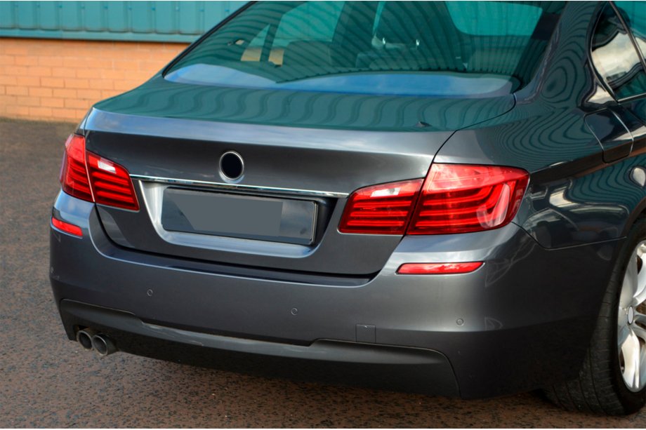 BMW 5 Series F10/F11 2010–2016 SD Stainless Steel Trim Above License Plate Photo 2