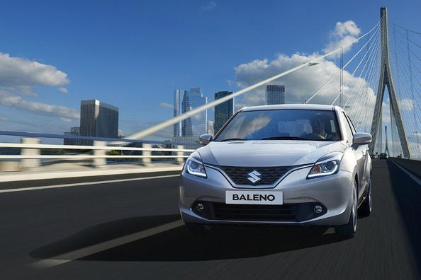 Review five-door hatchback Suzuki Baleno Photo 2