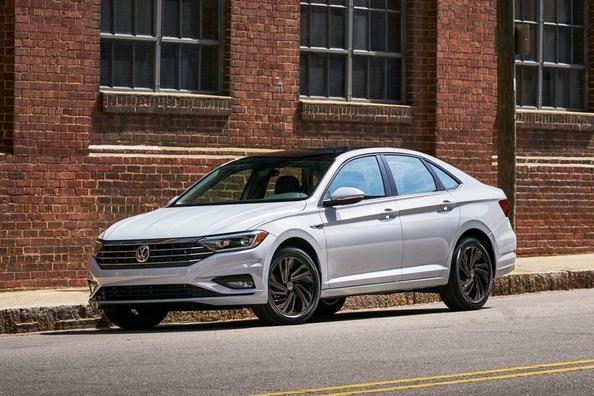 The seventh generation of the Volkswagen Jetta sedan Photo 8