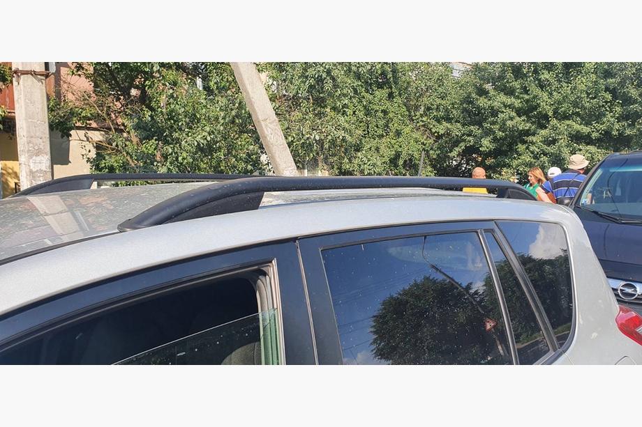 Toyota Rav 4 2006-2013 Skyport Roof Rails (black) Photo 4