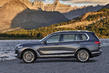 The flagship crossover BMW X7 photo 3