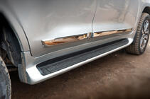 Toyota Land Cruiser 200 2007-2021 Set of Door Moldings (2016-2021) photo 1