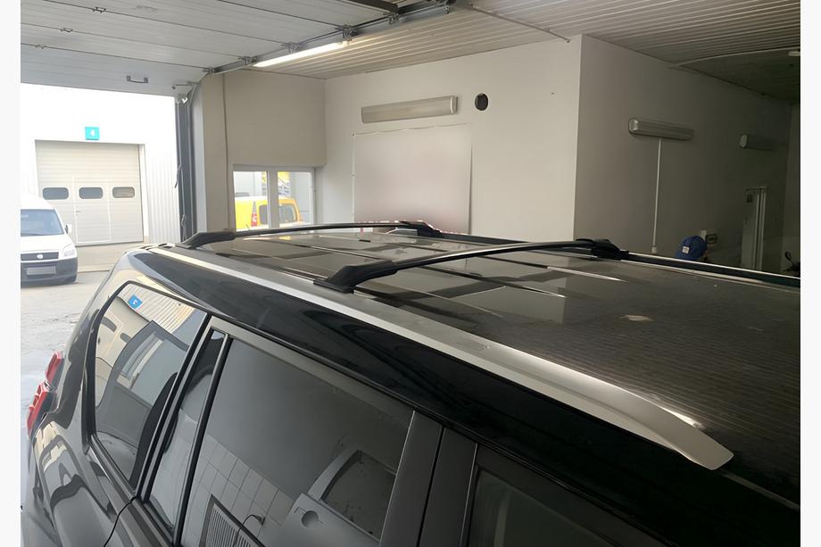 Toyota Land Cruiser Prado 150 2009-2023 Integrated Roof Rails with Crossbars (Set) Image