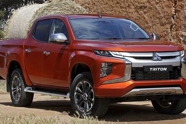 New Mitsubishi L200 fifth generation Photo 10