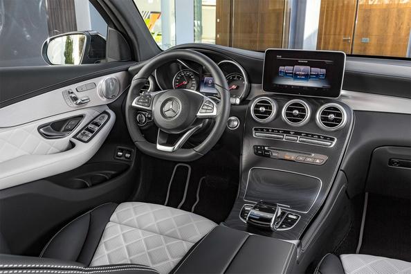 Overview kupeobrazny crossover Mercedes-Benz GLC Coupe Photo 6