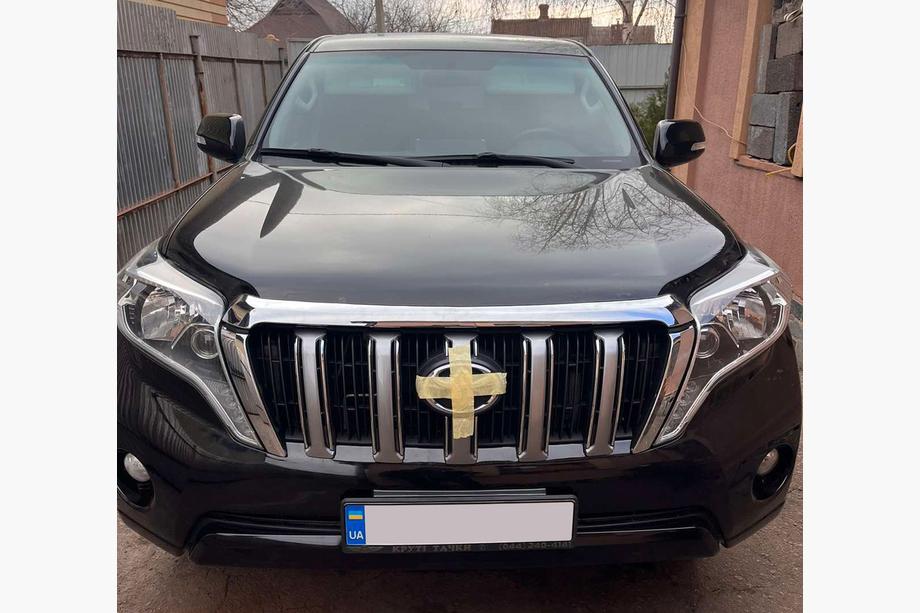 Toyota Land Cruiser Prado 150 2009-2023 Grille 2013-2017 (Standard) Photo 2