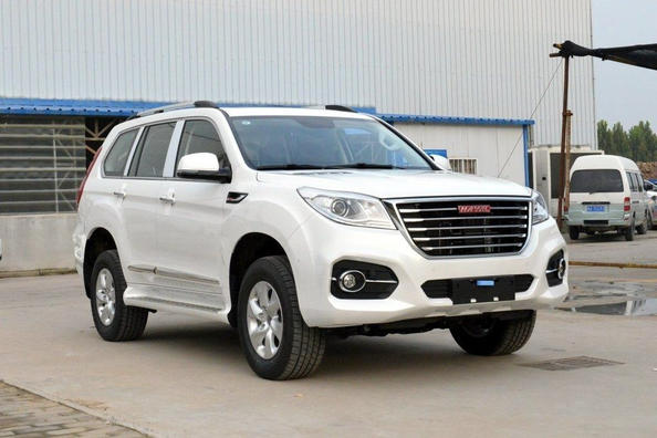 Seven-seat frame SUV Haval H9 Photo 9