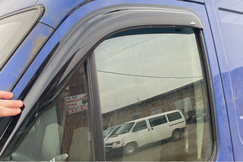 Nissan Interstar 2002-2010 Window Deflectors (2 pcs, HIC) Photo 8