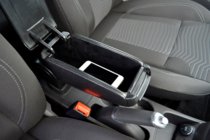 Dacia Duster 2018-2024 Armrest (into cup holder) photo 3