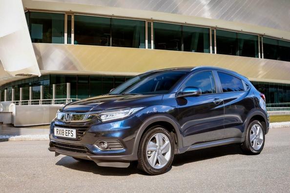 Review of the updated crossover Honda HR-V Photo 2