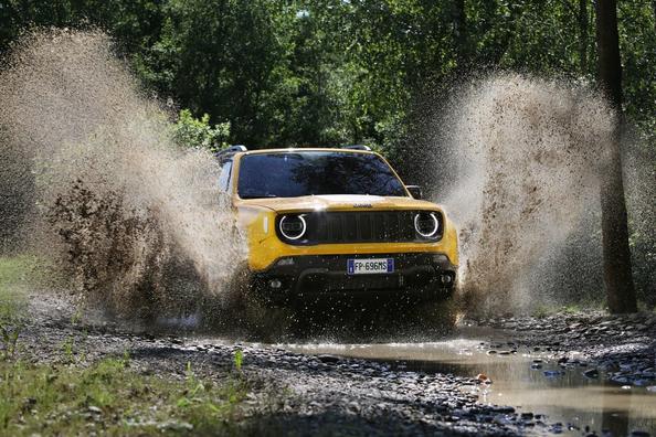Updated crossover Jeep Renegade