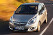 Overview of the compact van Opel Meriva B photo 9