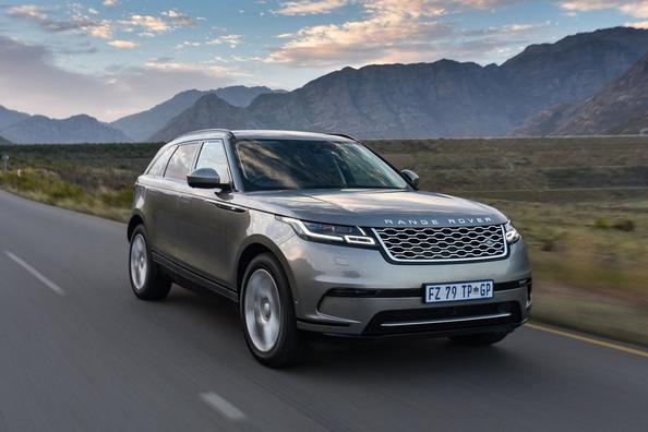 Mid-size luxury crossover Range Rover Velar Photo 11