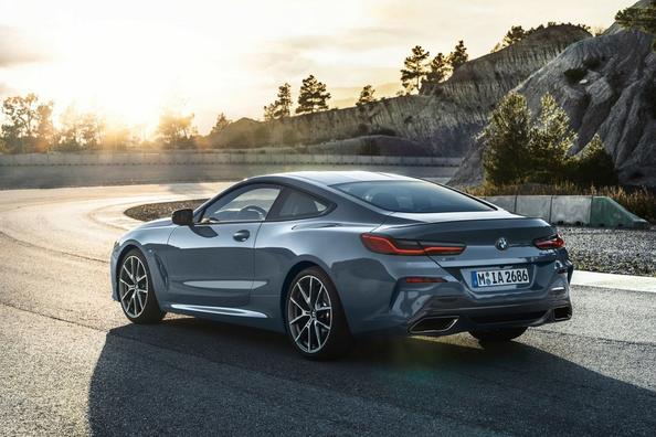 Review of the second-generation BMW 8-Series Coupe Photo 11