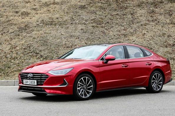 Sedan Hyundai Sonata eighth generation Photo 4