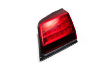 Lexus LX570/450d 2008-2022 Right Tail Light on Trunk Lid Used (1pc, 2008-2012) photo 3