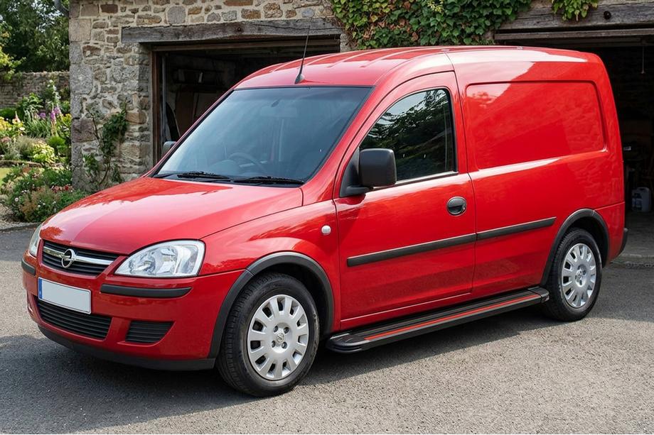 Opel Combo 2002–2012 Side Steps Maya Red (2 pcs, Aluminum) Image
