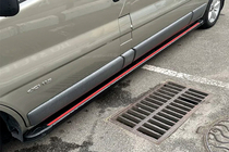 Renault Trafic 2001–2015 Side Steps Maya Red-Black (2 pcs, Aluminum) photo 2