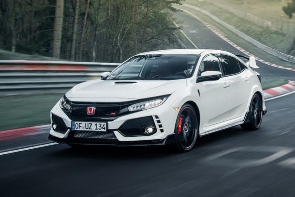 Sport version of Honda Civic hatchback Type R Photo 12