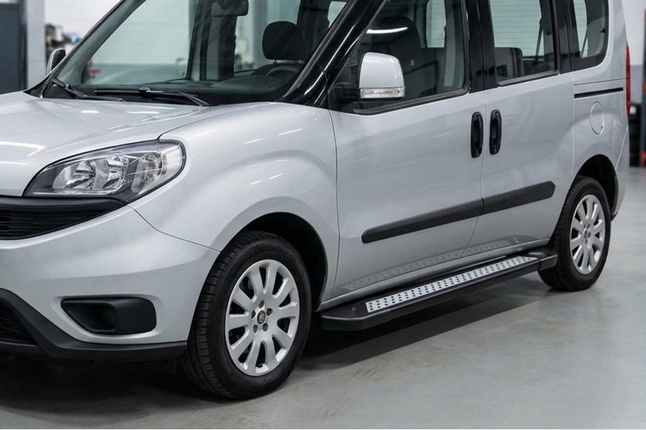 Opel Combo 2012-2018 Side Steps New Vision Black (2 pcs, Aluminum) Maxi Base Photo 1