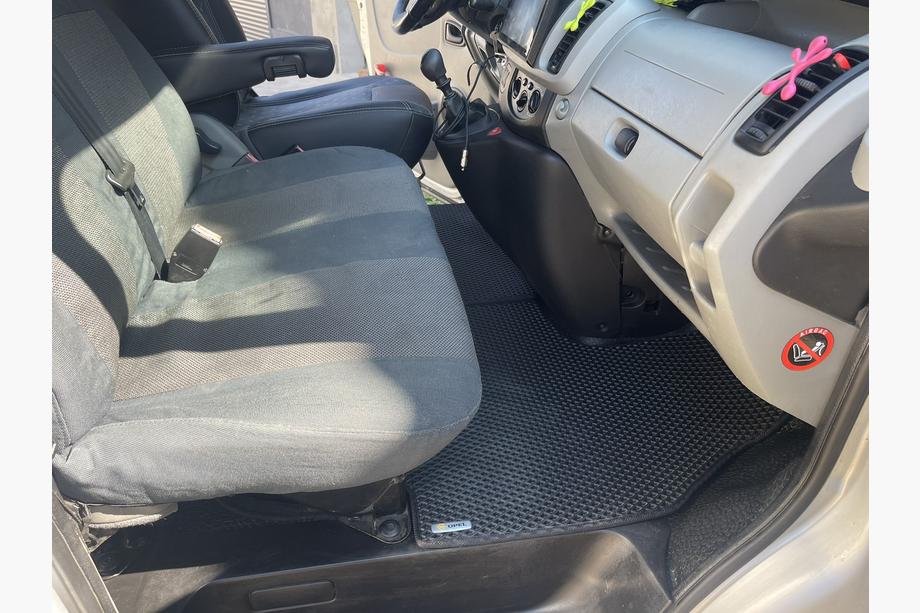 Opel Vivaro 2001–2015 EVA Floor Mats (black) Photo 13