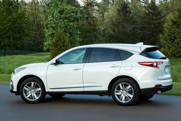 Overview of the third generation of crossover Acura RDX Photo 14