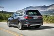 Overview the full-size crossover BMW X7 photo 16