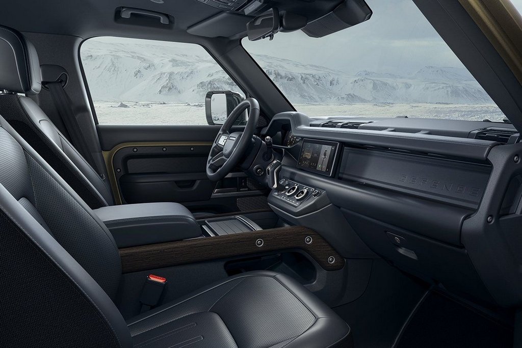 The premium five-door SUV Land Rover Defender 110