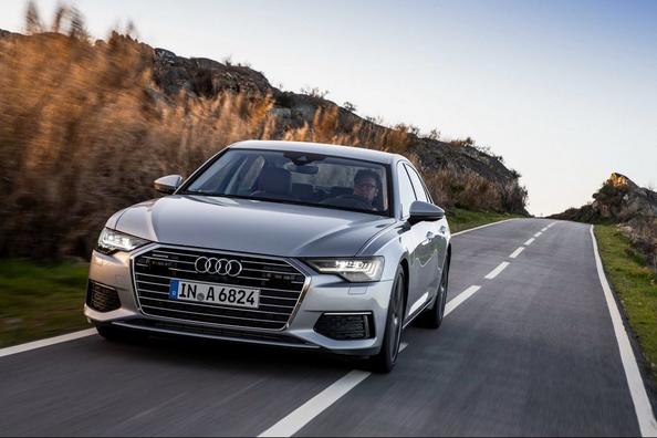 The business sedan Audi A6 is the fifth generation of the Photo 12