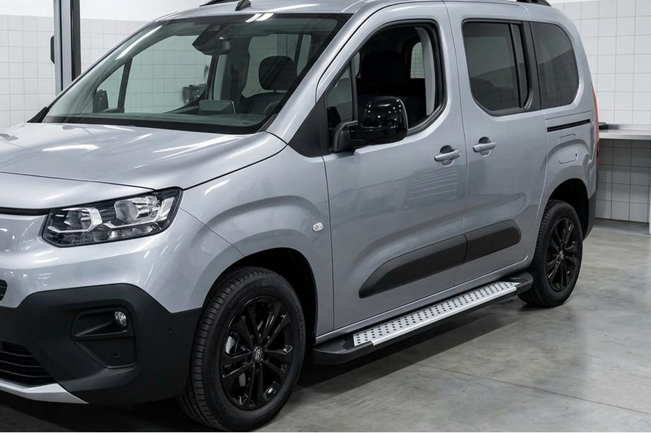 Opel Combo 2019- Side Steps Allmond Grey (2 pcs, Aluminum) Image