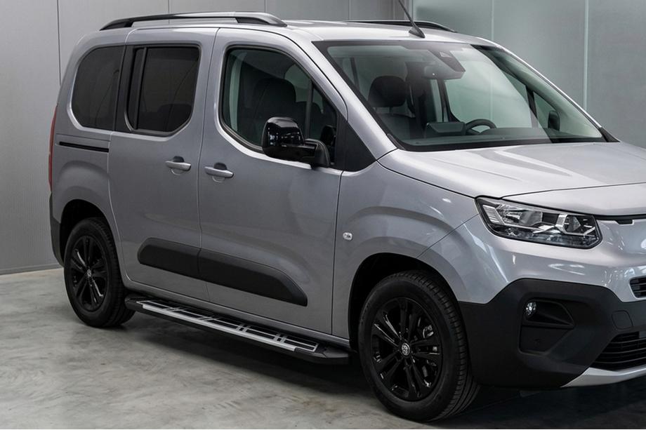 Opel Combo 2019- Side Steps Sunrise (2 pcs, Aluminum) Image
