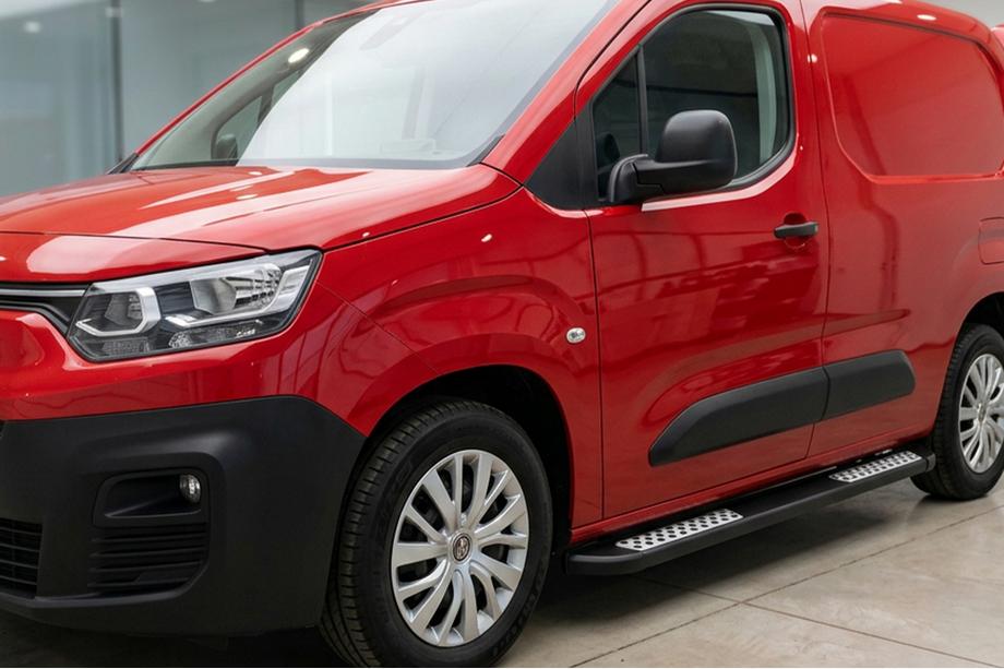 Opel Combo 2019- Side Steps Tayga V2 (2 pcs, Aluminum) Photo 1