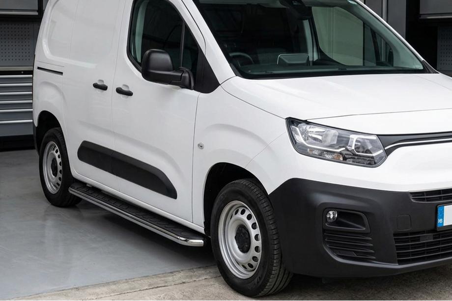 Opel Combo 2019- Side Steps Maydos V1 (2 pcs, Aluminum & Stainless Steel) Image