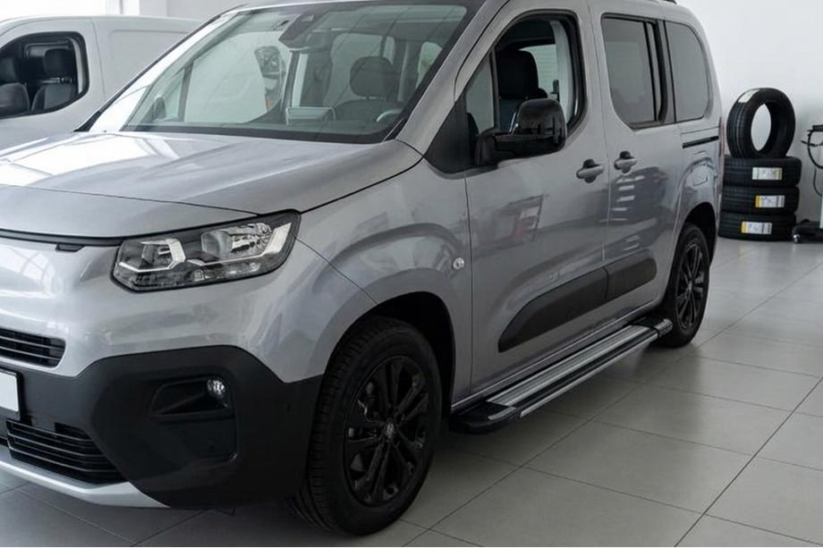 Opel Combo 2019- Side Steps Rainbow (2 pcs, Aluminum) Image