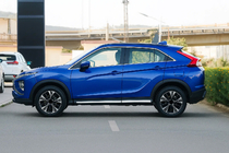 Mitsubishi Eclipse Cross 2017- Door Mouldings OmsaLine (4 pcs, Stainless Steel) photo 3