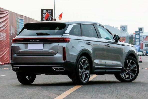 Midsize premium crossover FAW Bestune T99 Photo 12