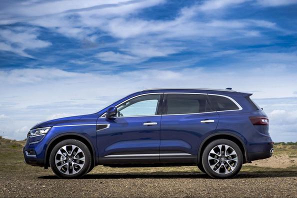 The second generation mid-size crossover Renault Koleos Photo 5