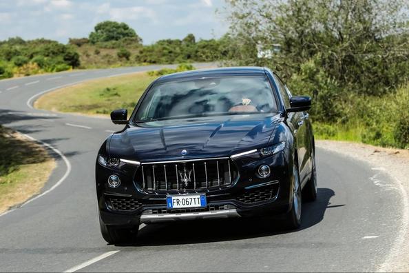 Premium sport crossover Maserati Levante Photo 10