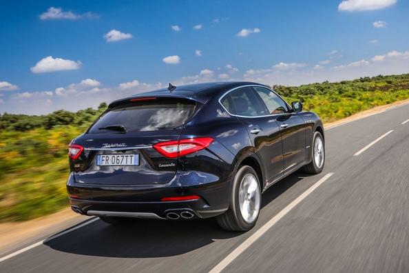Premium sport crossover Maserati Levante Photo 12